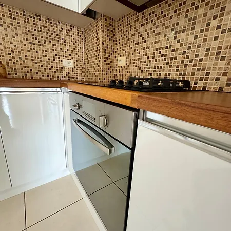 Belaire Luxury Apartamento *